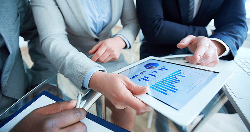 Using 4 types of data to personalize the user experience for customers